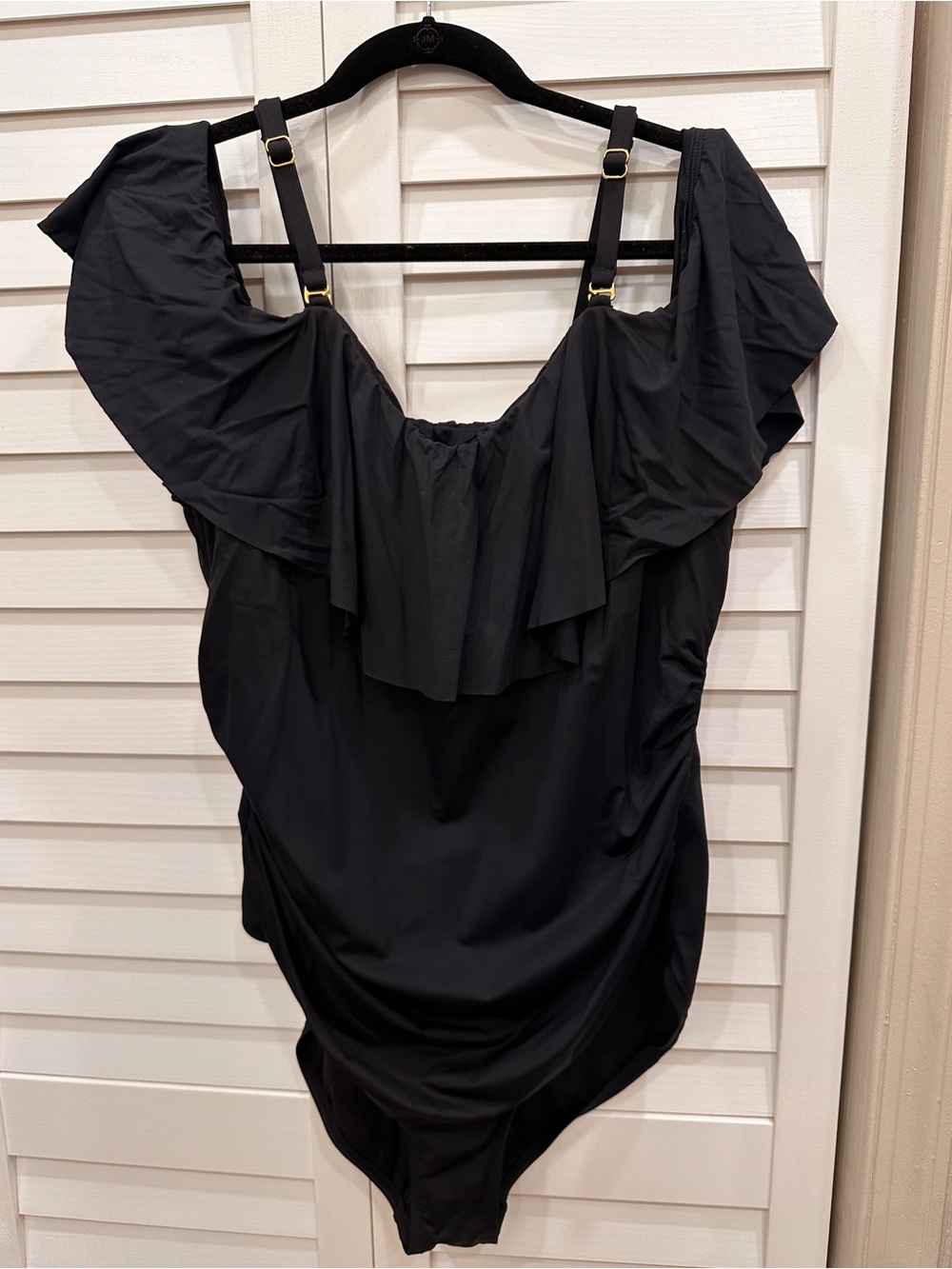 La Blanca Black Ruffled One-Piece Swimsuit 22W like new
